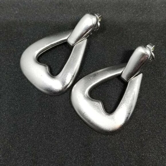 Crown Trifari Modernist Silver Tone Dangle Earring - Picture 3 of 4